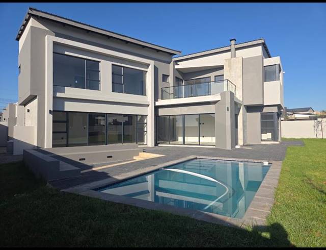 4 BEDROOM HOUSE FOR SALE IN MIDSTREAM HEIGHTS